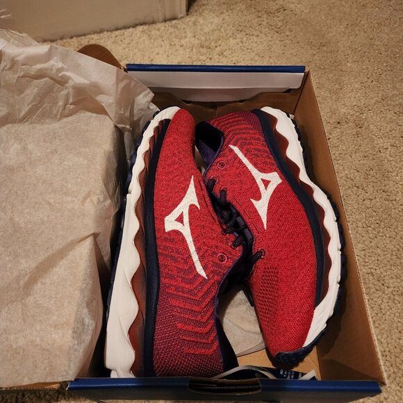 Mizuno Wave Sky Women's Size 10 Red Purple Knit Mesh Lace Up Running Sneaker - Picture 7 of 10